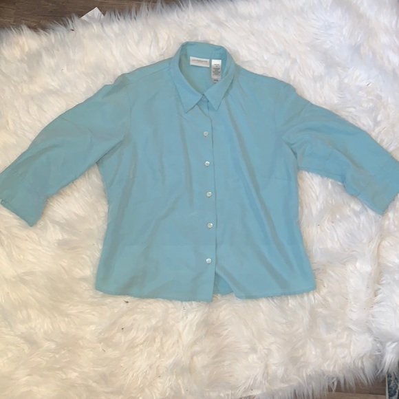 PETITE Liz Claiborne button up - Picture 2 of 5